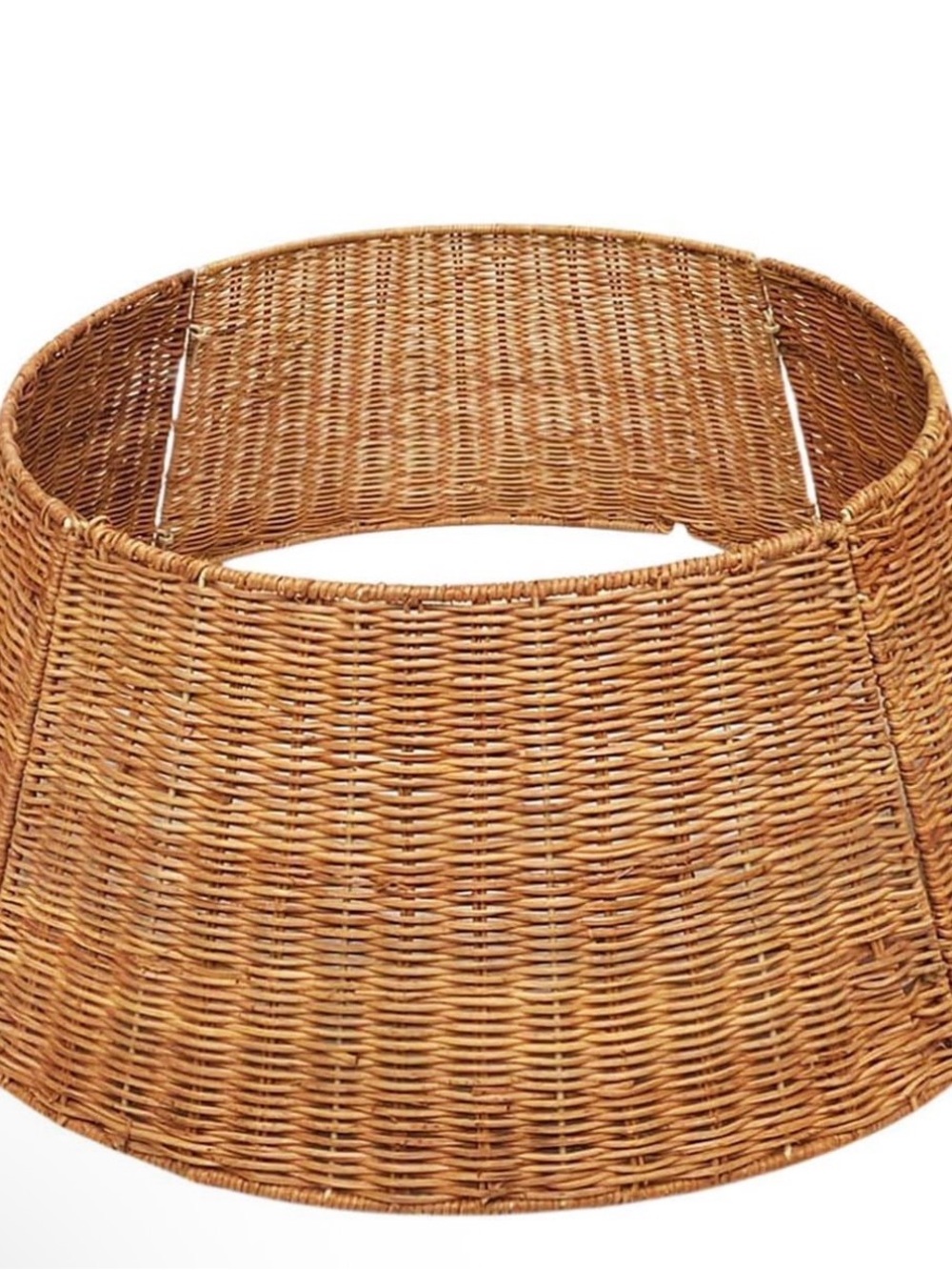 New Xavia Handicrafts Woven Rattan Christmas Tree Collar